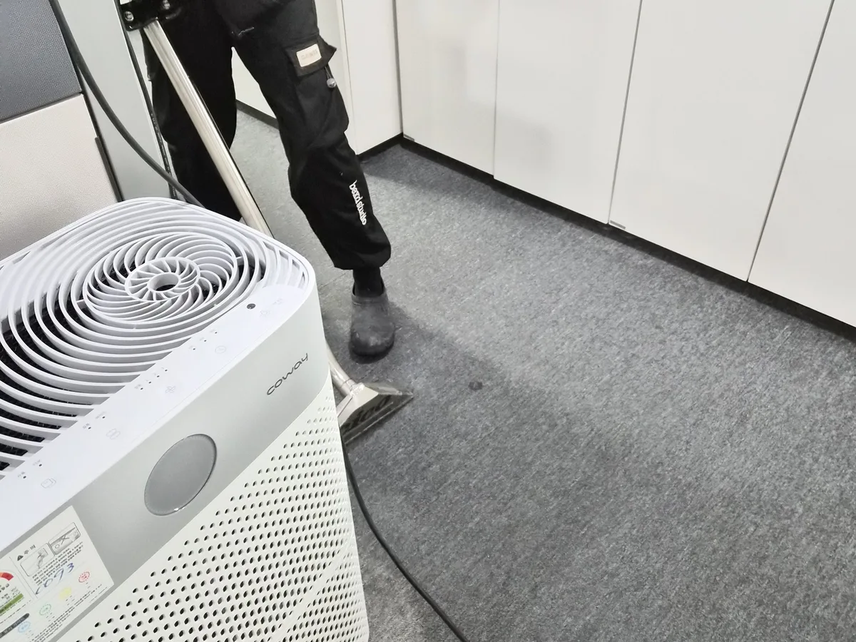동구 선교동 사업장 로비·복도 카페트 바닥 위생청소 사례 - 행진크린